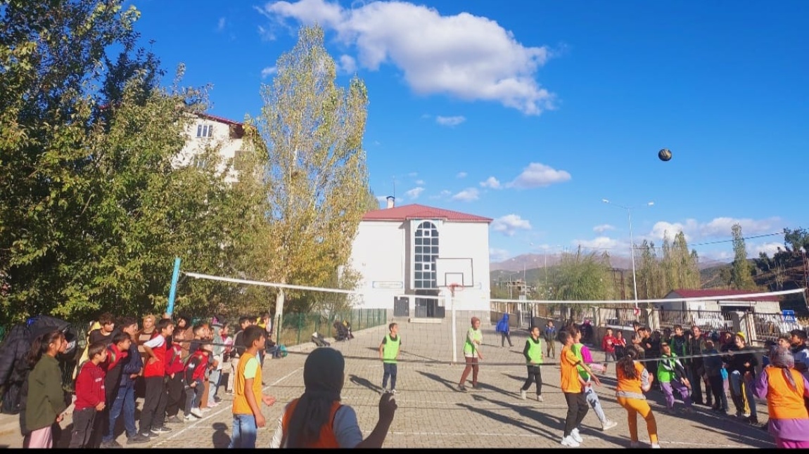 SINIFLAR ARASI VOLEYBOL TURNUVASI